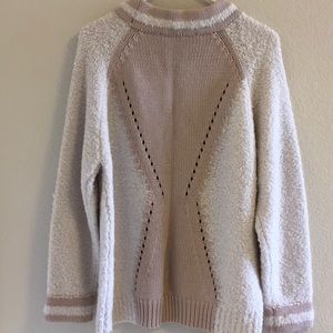 French Connection Sweaters - French Connection Sweater like new size M French Connection Sweaters - French Connection Sweater like new size M